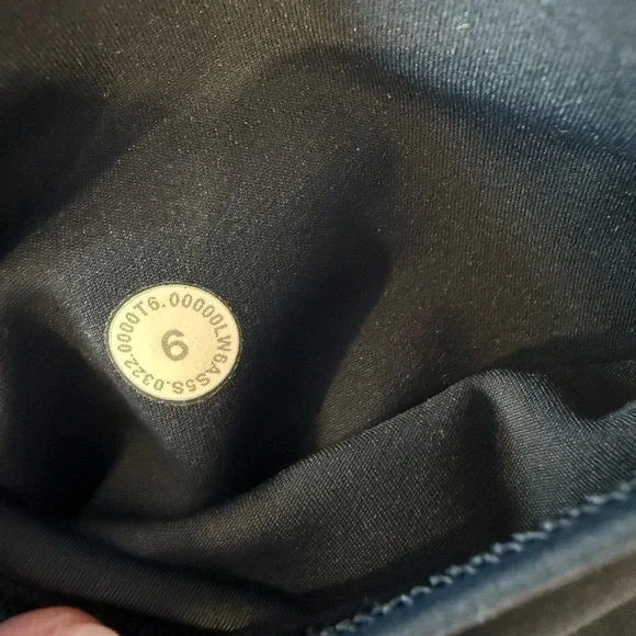 Lululemon fast and free, navy crop Leggings - Picture 5 of 5